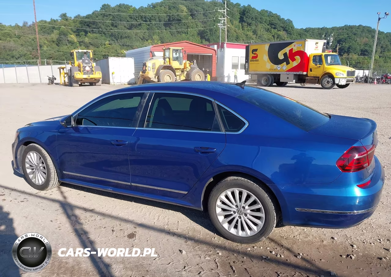 2017 Volkswagen Passat 1.8T Se VIN:1VWBT7A34HC000172 - 14