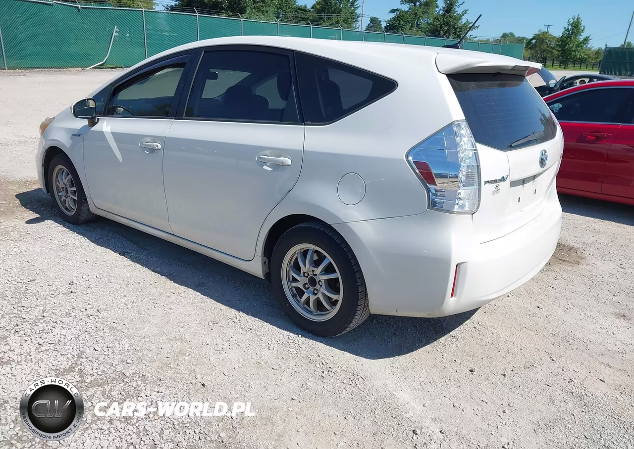 2013 Toyota Prius V Three VIN:JTDZN3EU0D3278293 - 3
