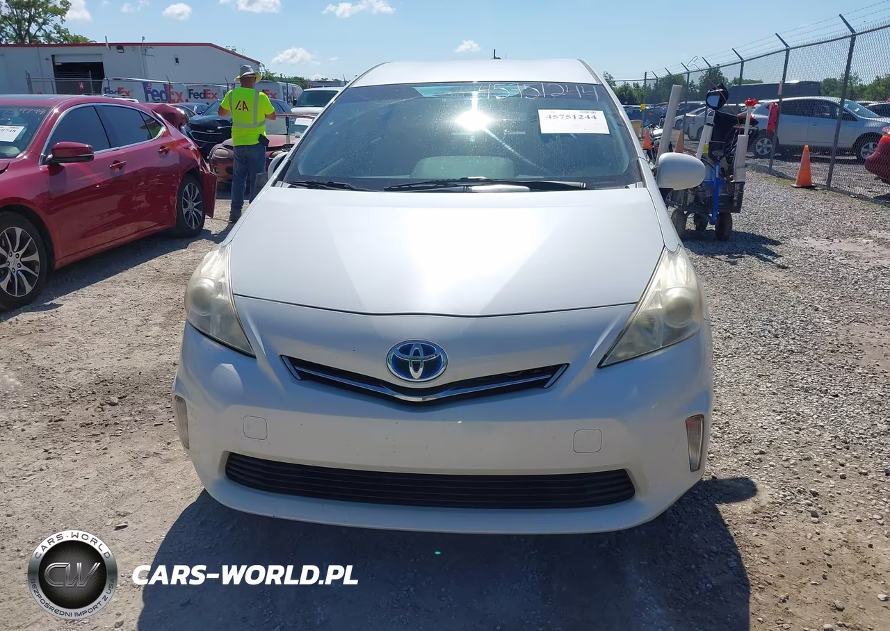 2013 Toyota Prius V Three VIN:JTDZN3EU0D3278293 - 6