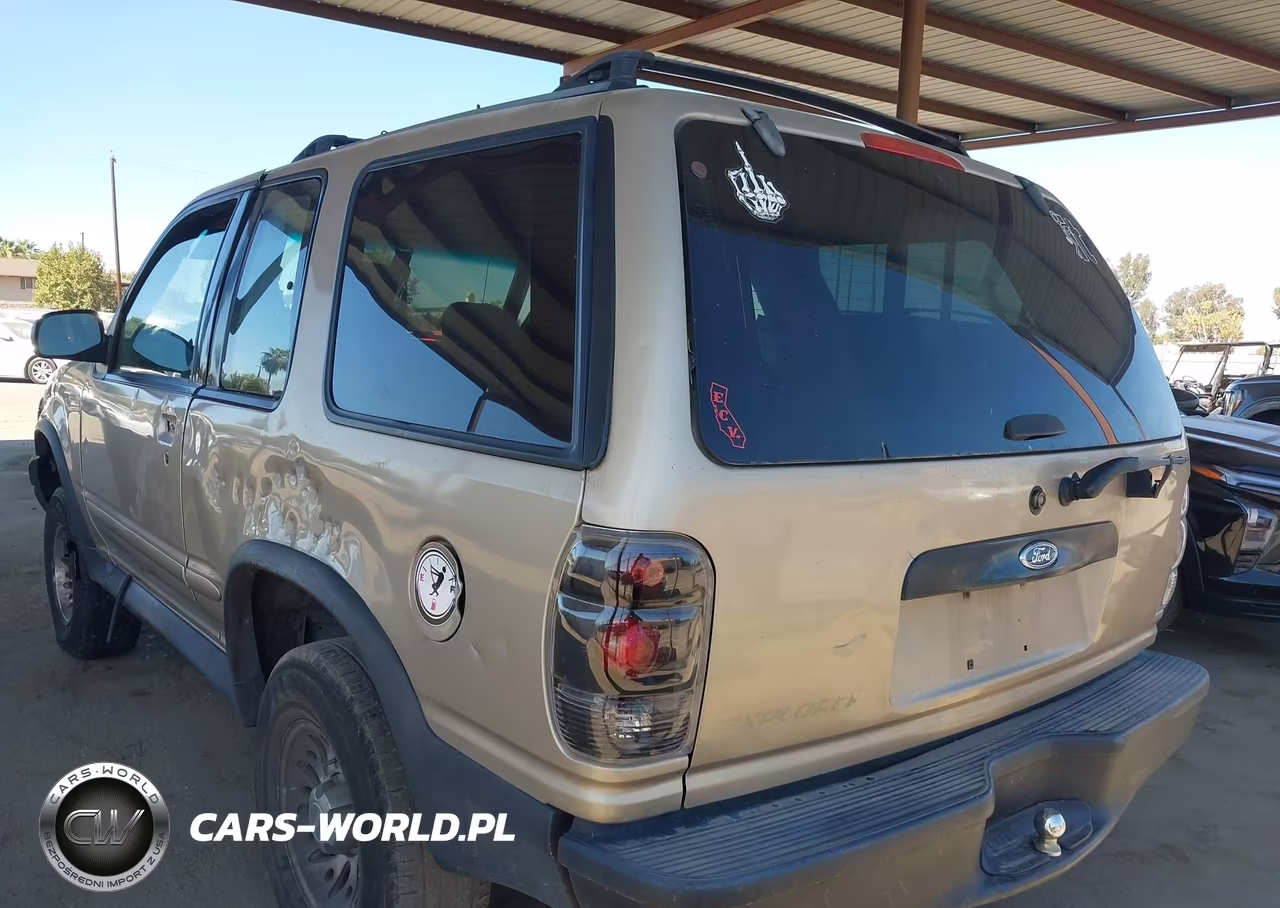 2000 Ford Explorer Sport VIN:1FMYU60X6YUA27310 - 3