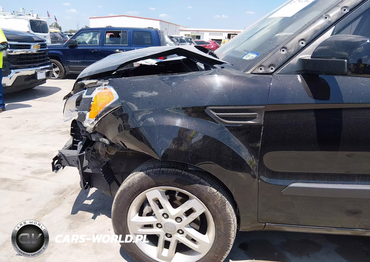 2010 Kia Soul + VIN:KNDJT2A20A7102270 - 13