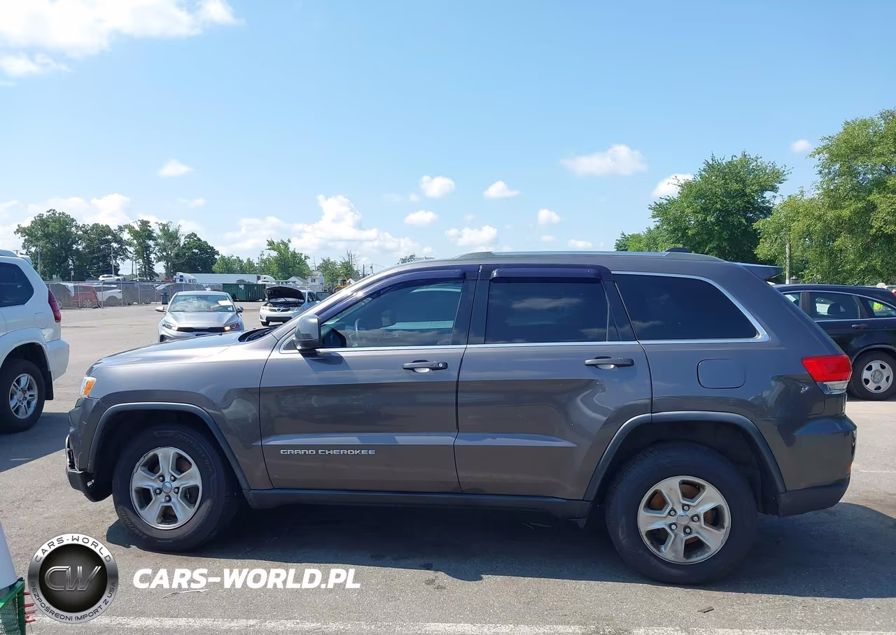 2014 Jeep Grand Cherokee Laredo VIN:1C4RJFAG3EC383814 - 14