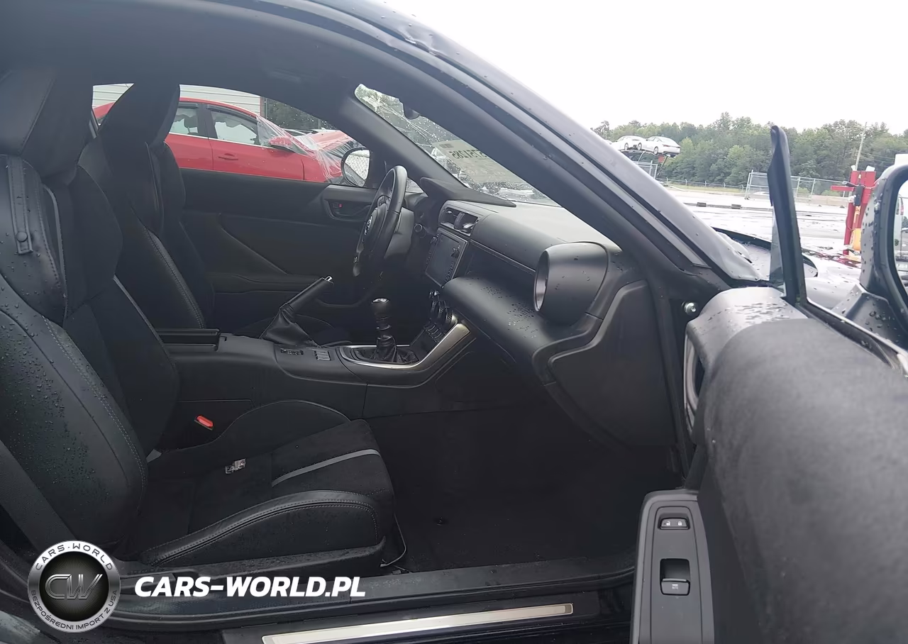 2024 Toyota Gr86 Premium VIN:JF1ZNBE11R9761379 - 5