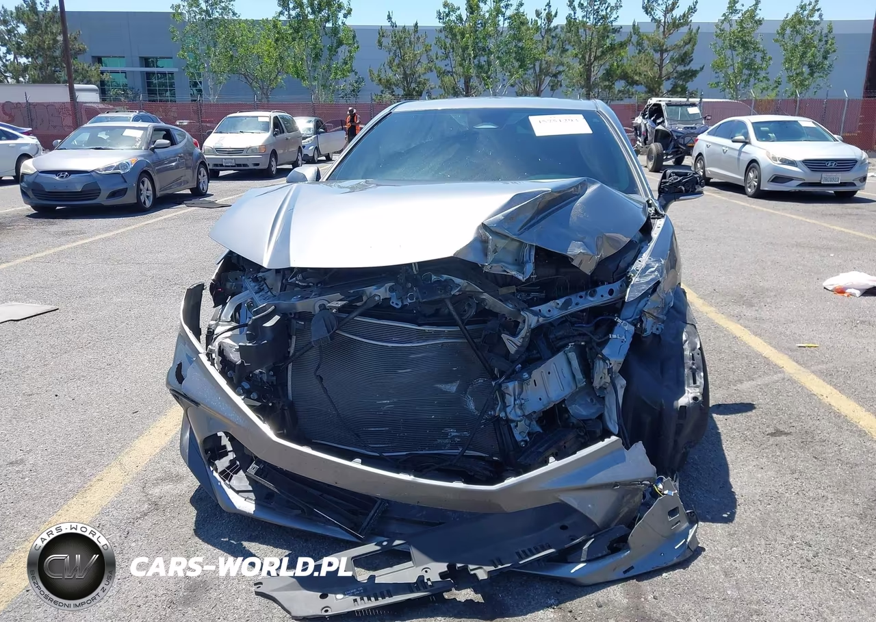 2025 Toyota Camry Se VIN:4T1DAACKXSU633324 - 13