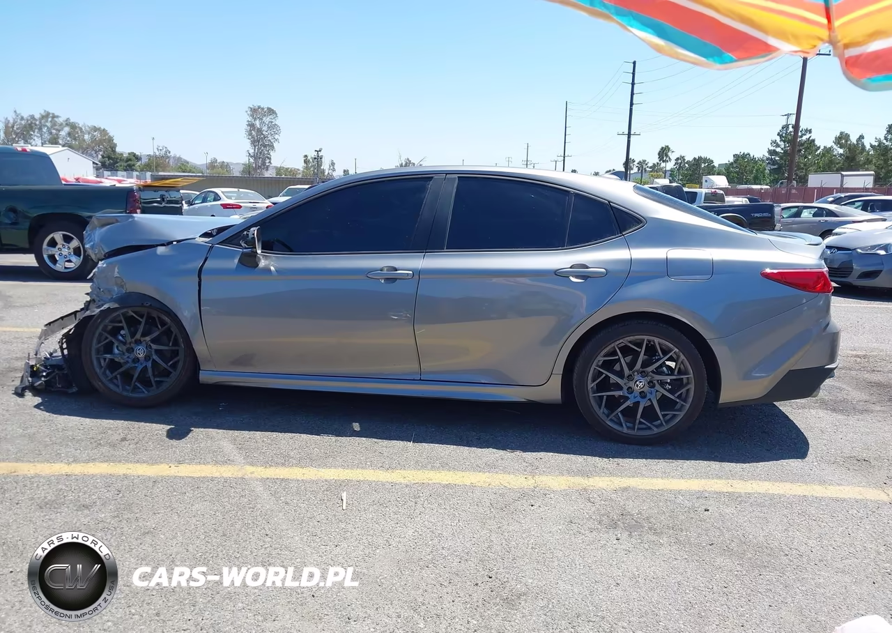 2025 Toyota Camry Se VIN:4T1DAACKXSU633324 - 15