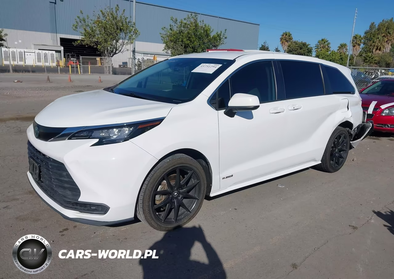 2021 Toyota Sienna Le VIN:5TDKRKEC8MS016690 - 2