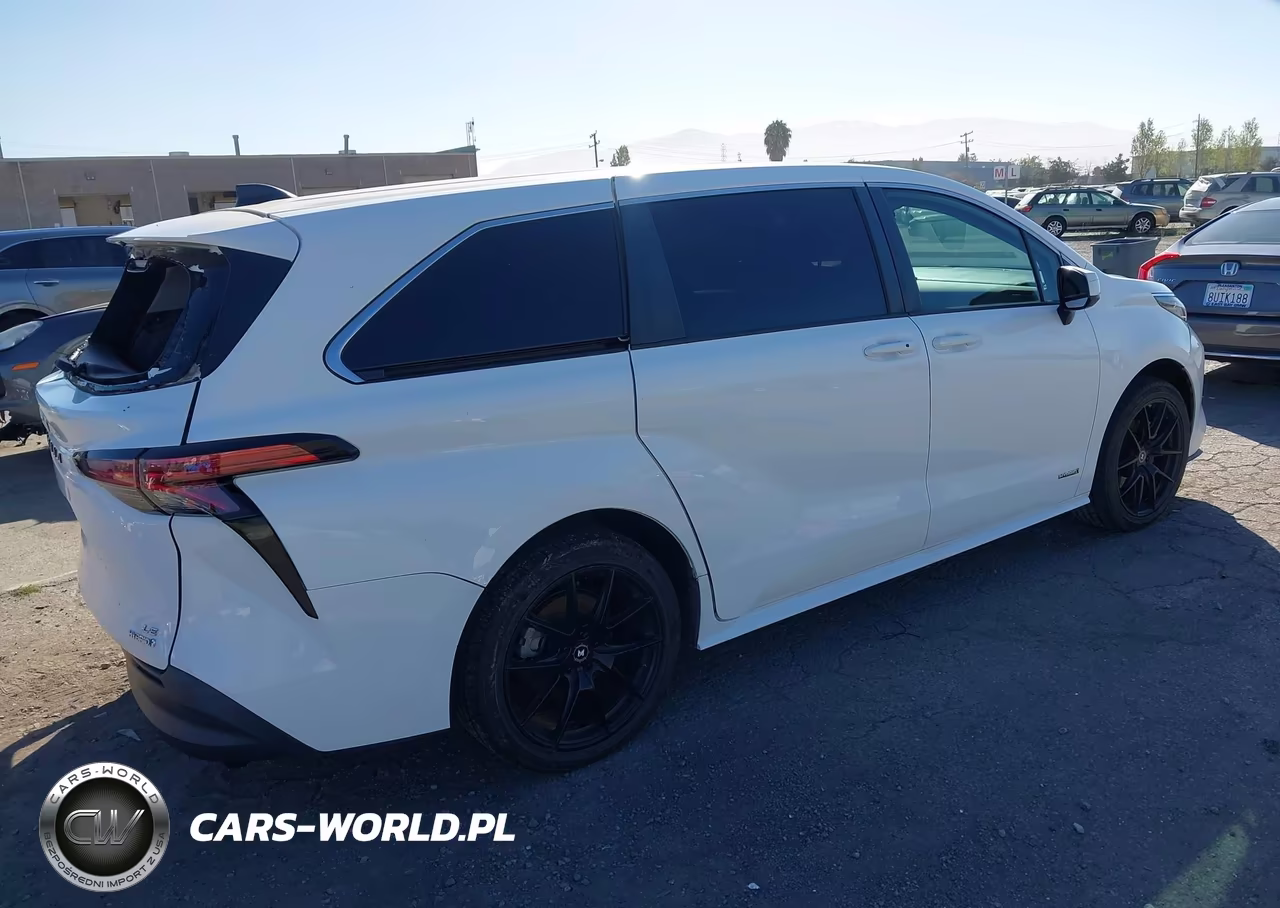 2021 Toyota Sienna Le VIN:5TDKRKEC8MS016690 - 4