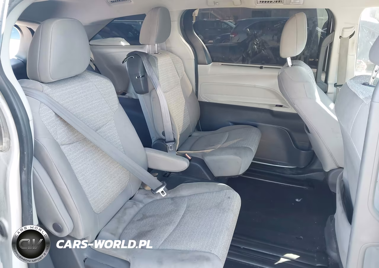 2021 Toyota Sienna Le VIN:5TDKRKEC8MS016690 - 8