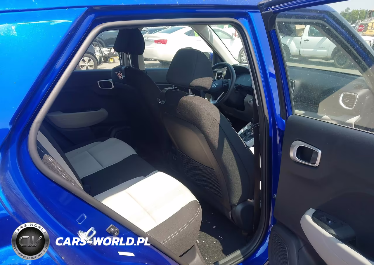 2026 Hyundai Venue Sel VIN:KMHRC8A34TU419452 - 8