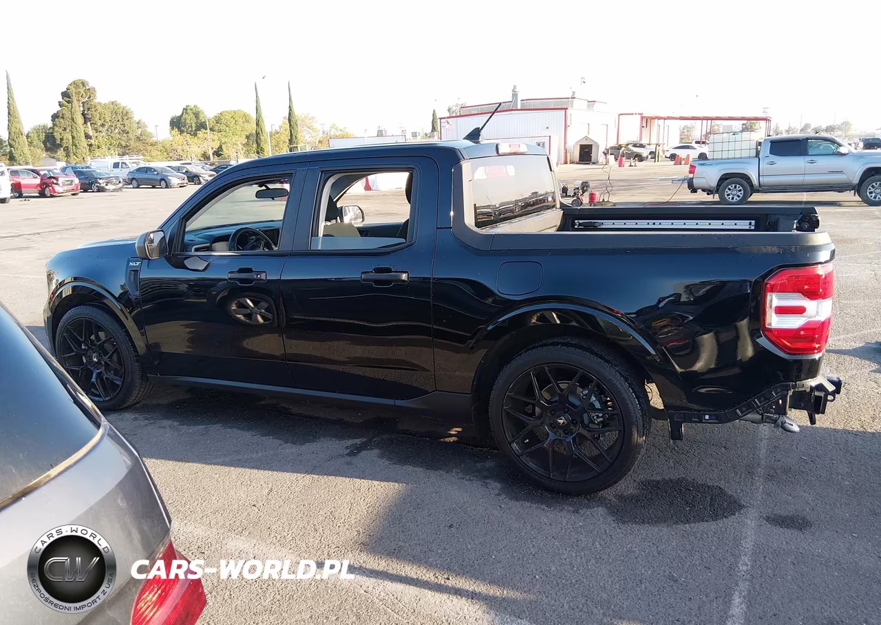 2024 Ford Maverick Xlt VIN:3FTTW8J97RRB62812 - 15