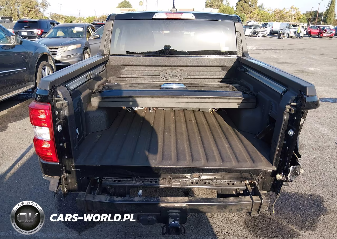 2024 Ford Maverick Xlt VIN:3FTTW8J97RRB62812 - 17