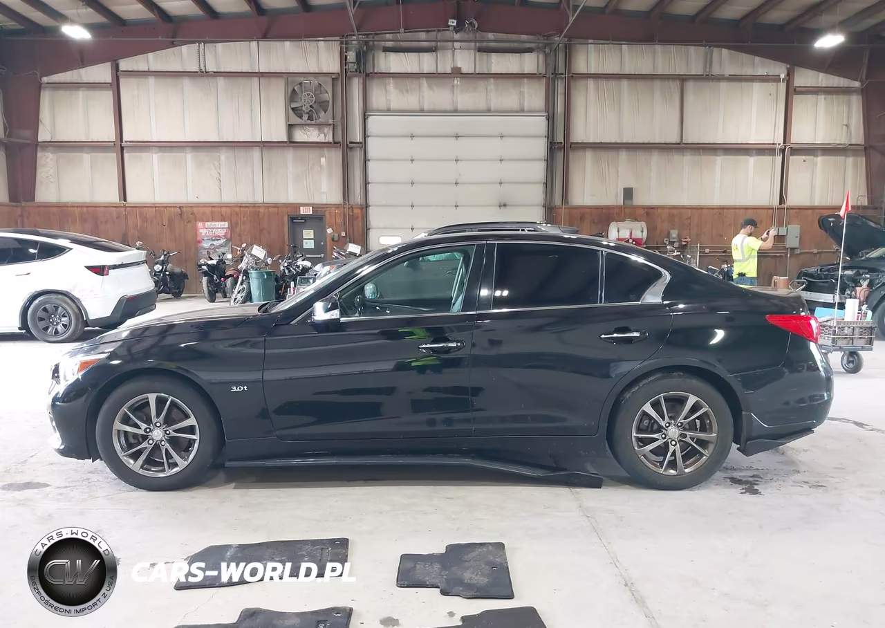 2017 Infiniti Q50 3.0T Signature Edition VIN:JN1EV7AR1HM841068 - 14