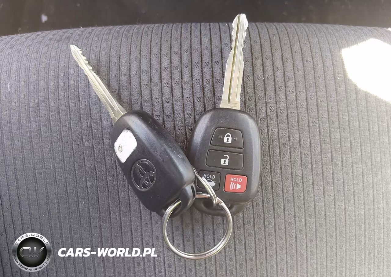2016 Toyota Camry Se VIN:4T1BF1FK5GU235417 - 11