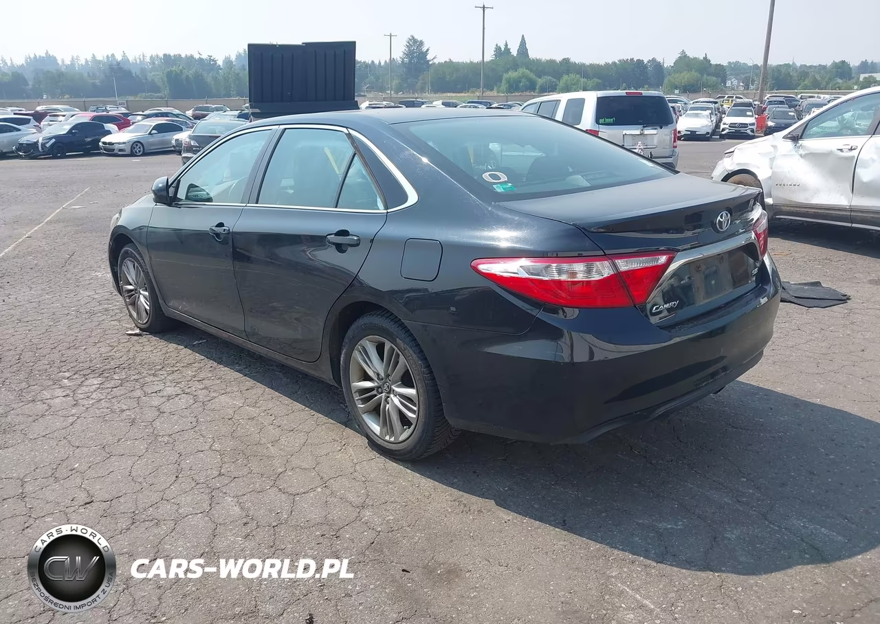 2016 Toyota Camry Se VIN:4T1BF1FK5GU235417 - 3