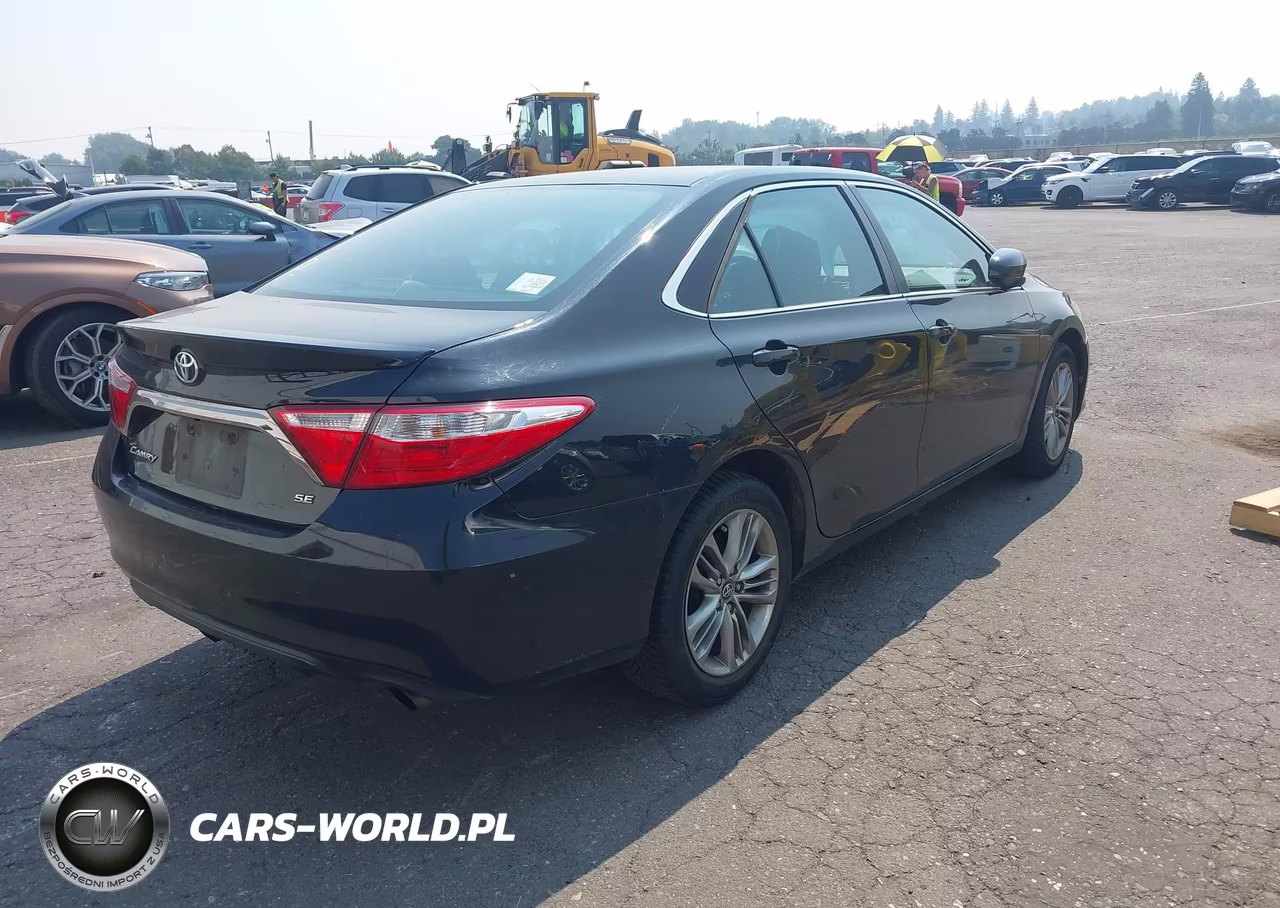 2016 Toyota Camry Se VIN:4T1BF1FK5GU235417 - 4