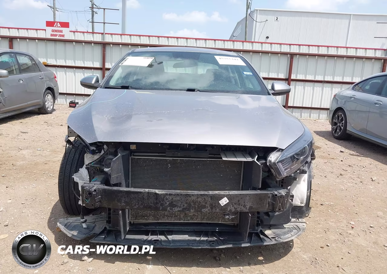 2023 Kia Forte Lxs VIN:3KPF24AD1PE628924 - 13