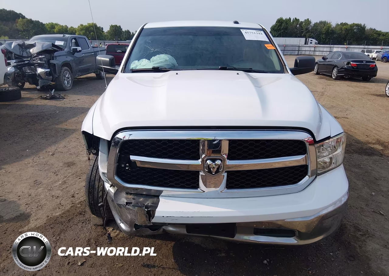 2019 Ram 1500 Classic Tradesman 4X2 6'4 Box VIN:3C6JR6AGXKG510192 - 11