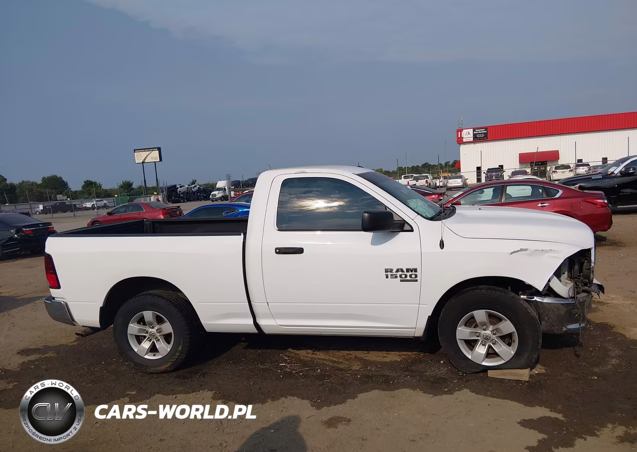 2019 Ram 1500 Classic Tradesman 4X2 6'4 Box VIN:3C6JR6AGXKG510192 - 12