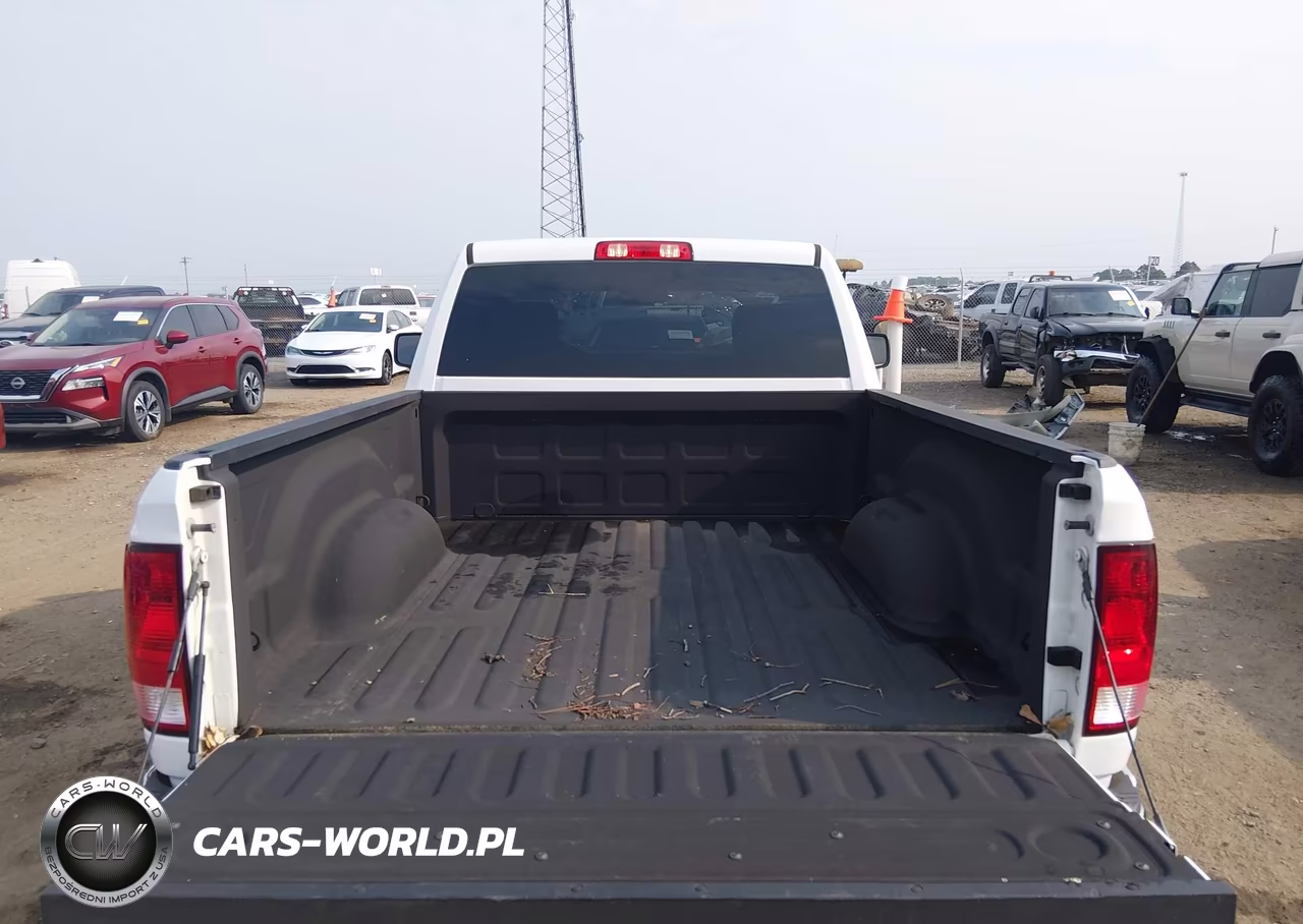 2019 Ram 1500 Classic Tradesman 4X2 6'4 Box VIN:3C6JR6AGXKG510192 - 8