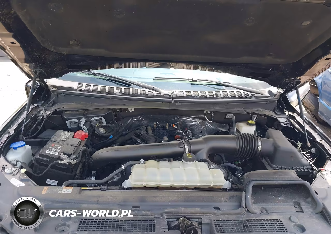 2023 Ford Expedition Platinum VIN:1FMJU1M80PEA32888 - 10