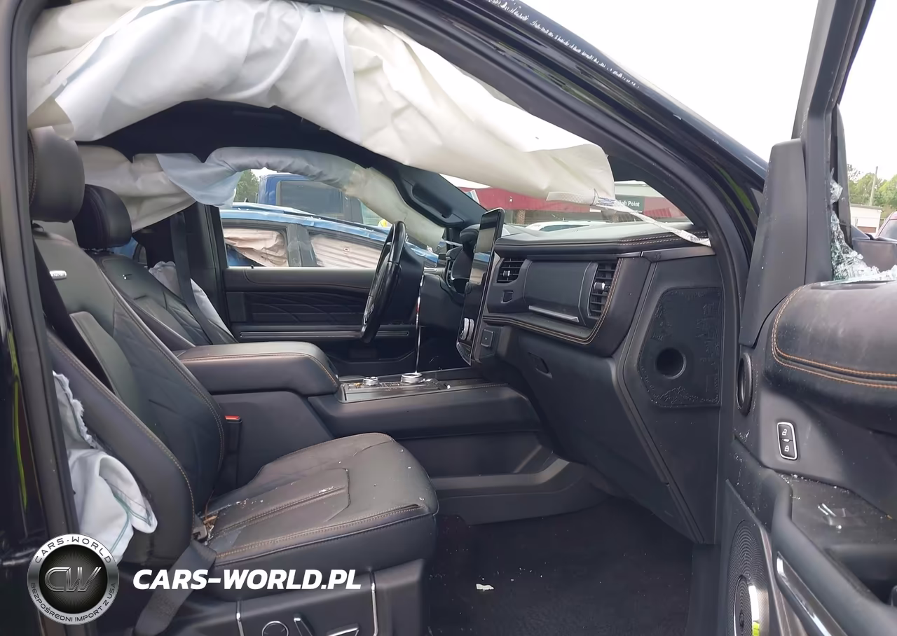 2023 Ford Expedition Platinum VIN:1FMJU1M80PEA32888 - 5