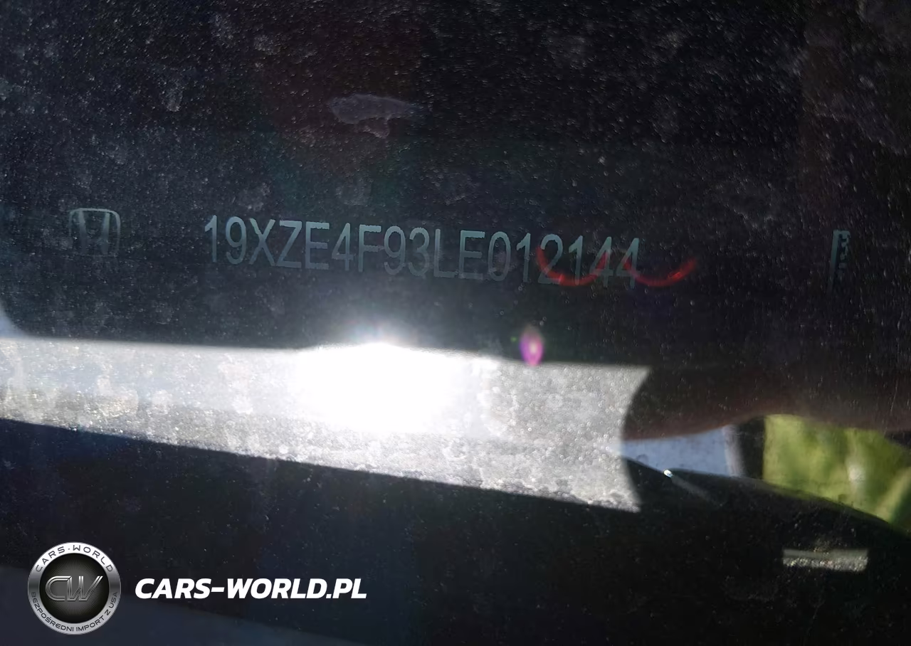 2020 Honda Insight Touring VIN:19XZE4F93LE012144 - 17