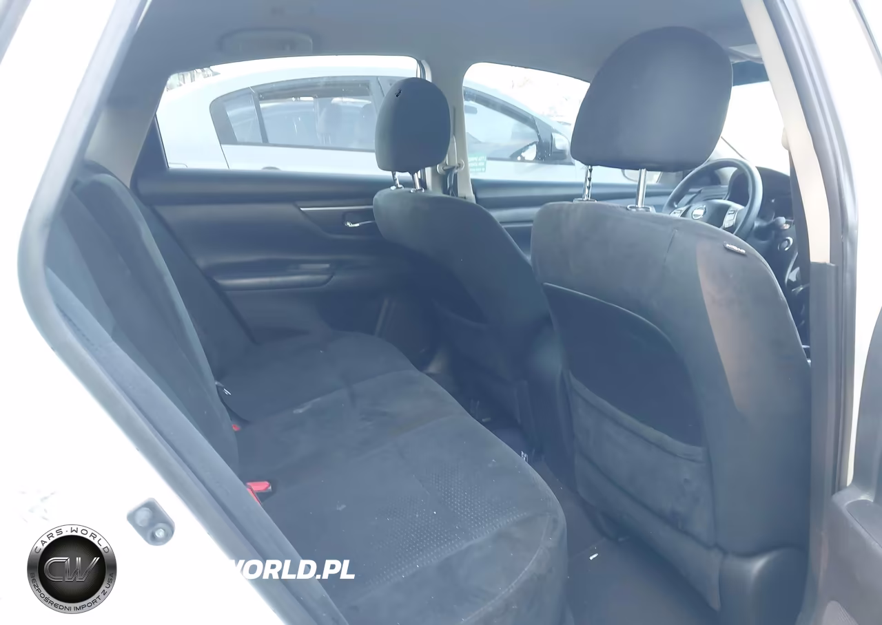 2015 Nissan Altima 2.5 S VIN:1N4AL3AP1FN919287 - 8