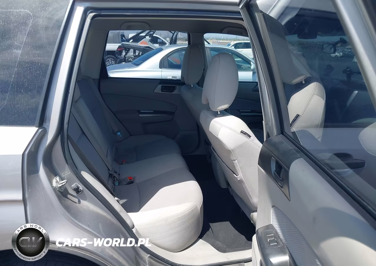 2011 Subaru Forester 2.5X VIN:JF2SHABC2BH782063 - 8