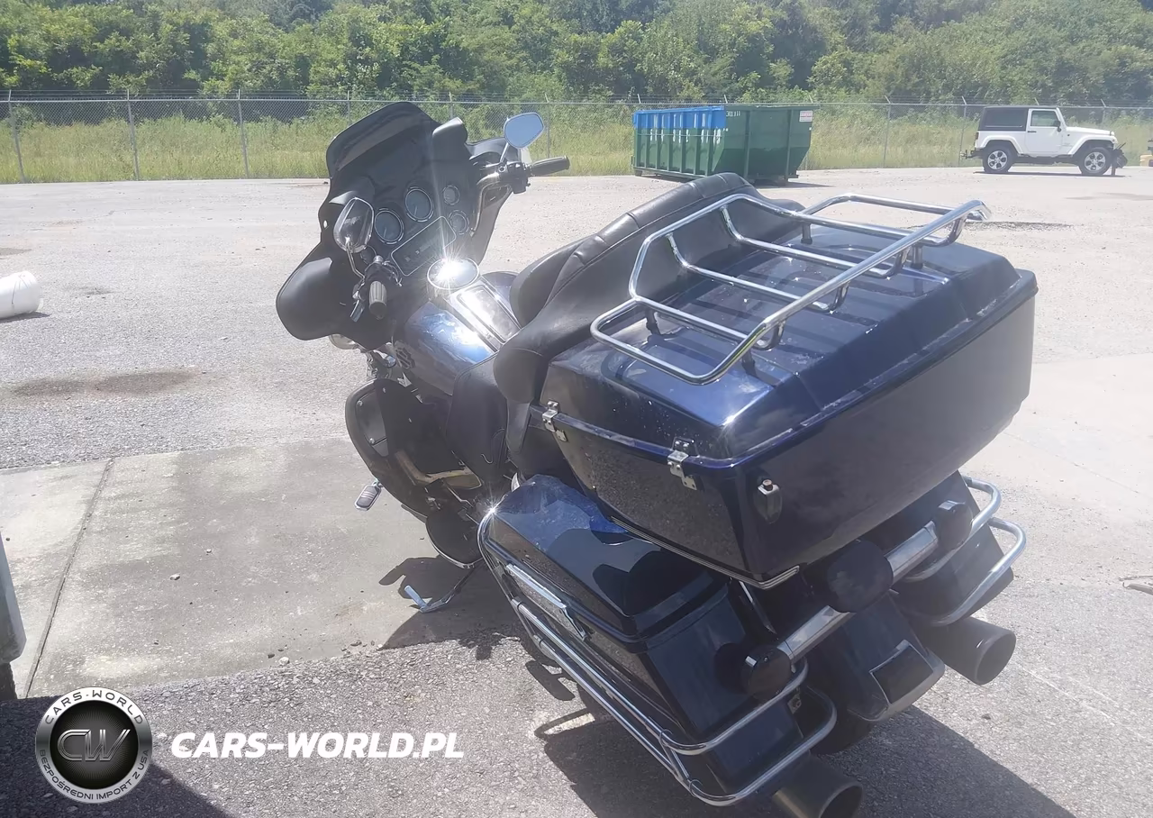 2008 Harley-Davidson Flht Classic VIN:1HD1FF4158Y608617 - 3