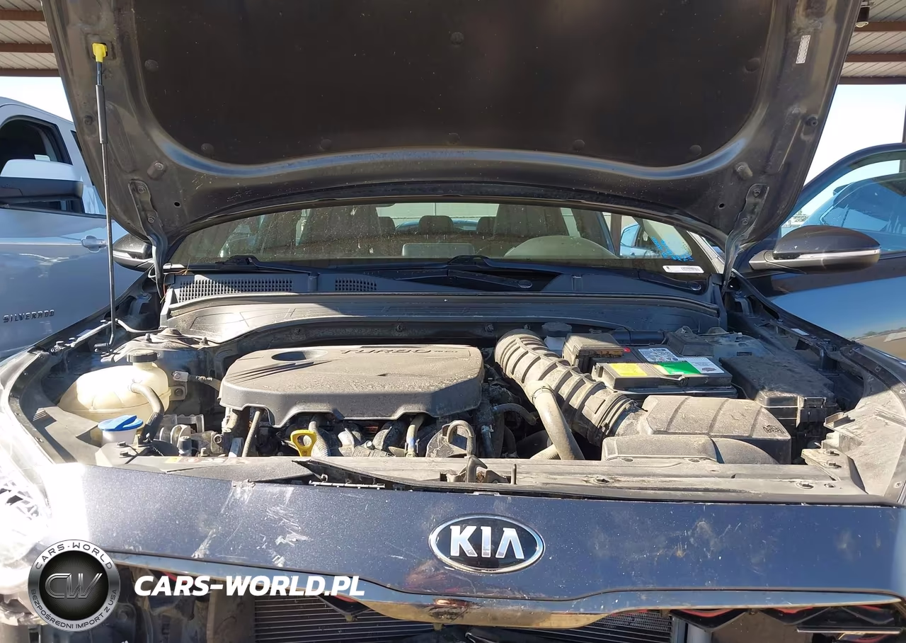 2020 Kia Forte Gt VIN:3KPF44AC1LE199859 - 10