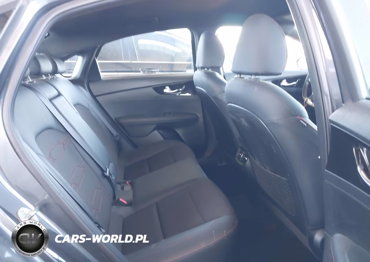 2020 Kia Forte Gt VIN:3KPF44AC1LE199859 - 8