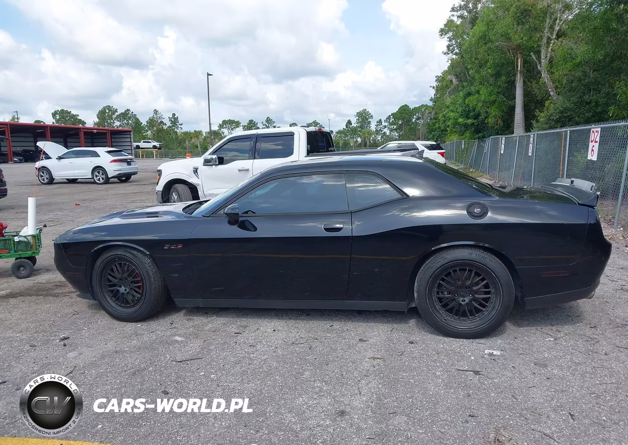 2015 Dodge Challenger Sxt Plus VIN:2C3CDZBT4FH783667 - 14