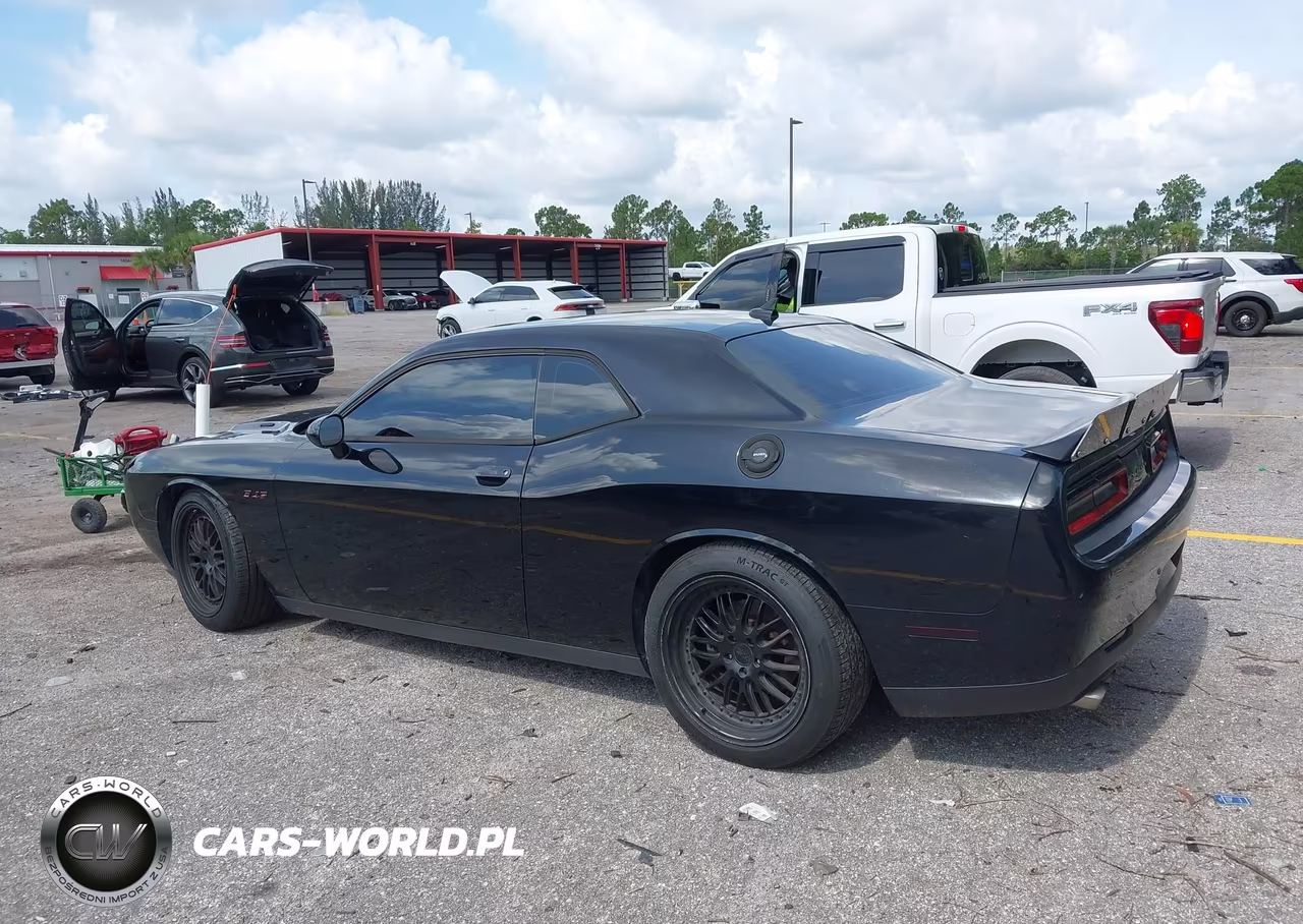 2015 Dodge Challenger Sxt Plus VIN:2C3CDZBT4FH783667 - 3