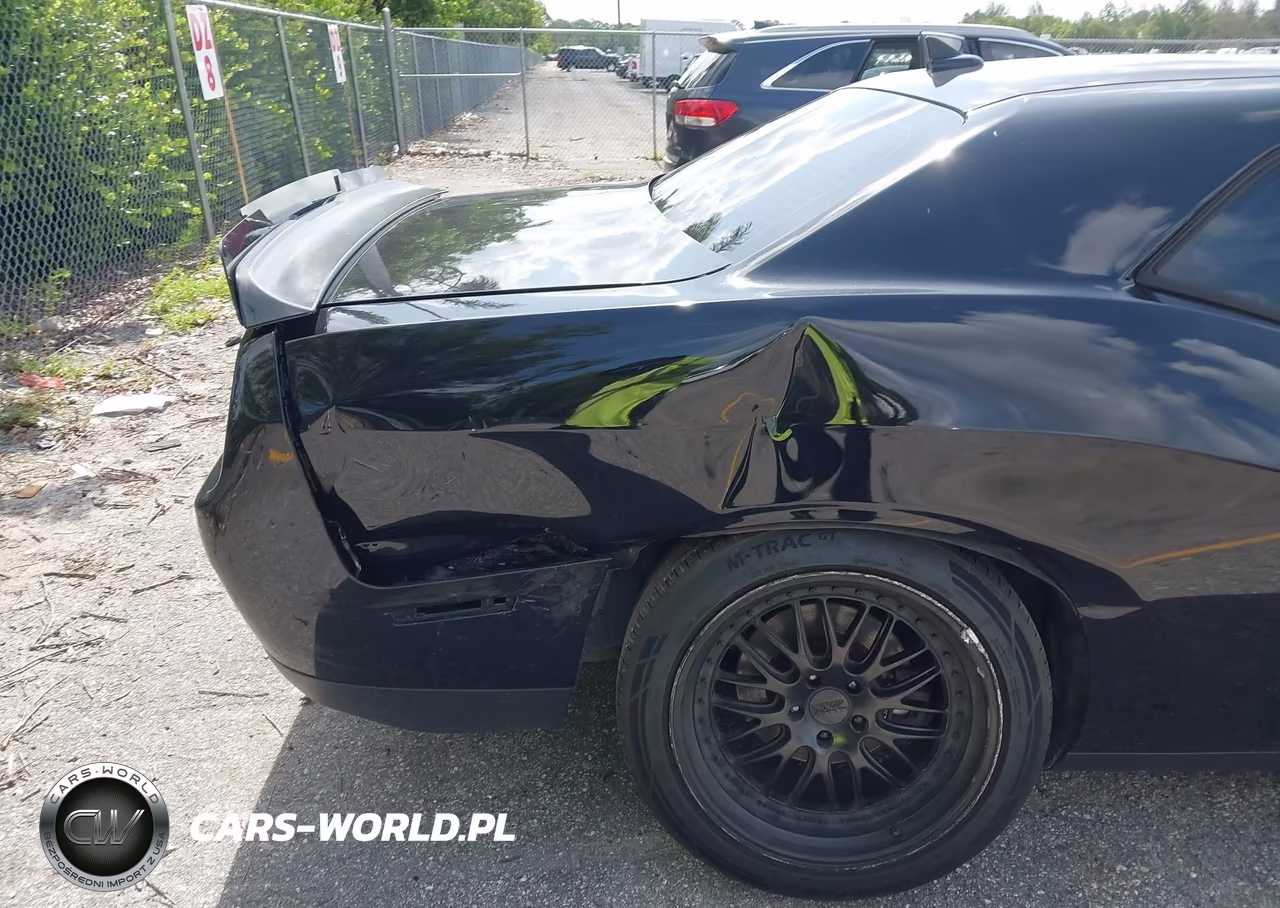 2015 Dodge Challenger Sxt Plus VIN:2C3CDZBT4FH783667 - 6
