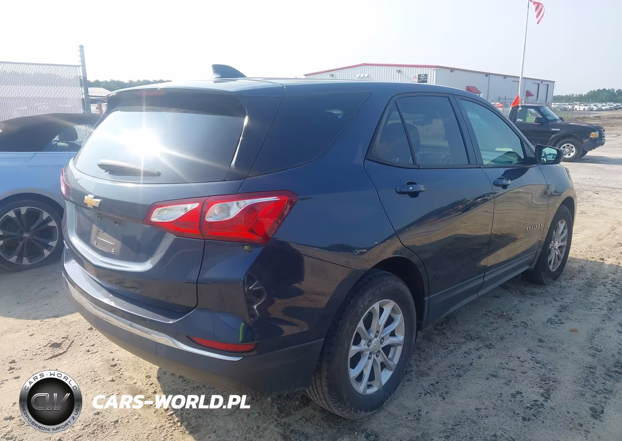 2018 Chevrolet Equinox Ls VIN:3GNAXHEV8JS561020 - 4