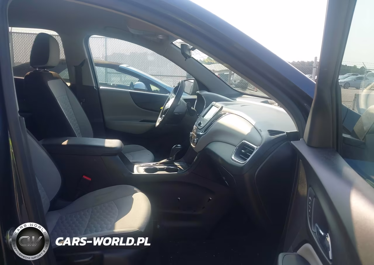 2018 Chevrolet Equinox Ls VIN:3GNAXHEV8JS561020 - 5