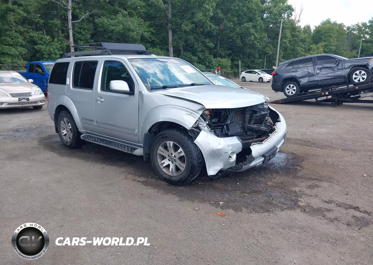 2012 Nissan Pathfinder Silver