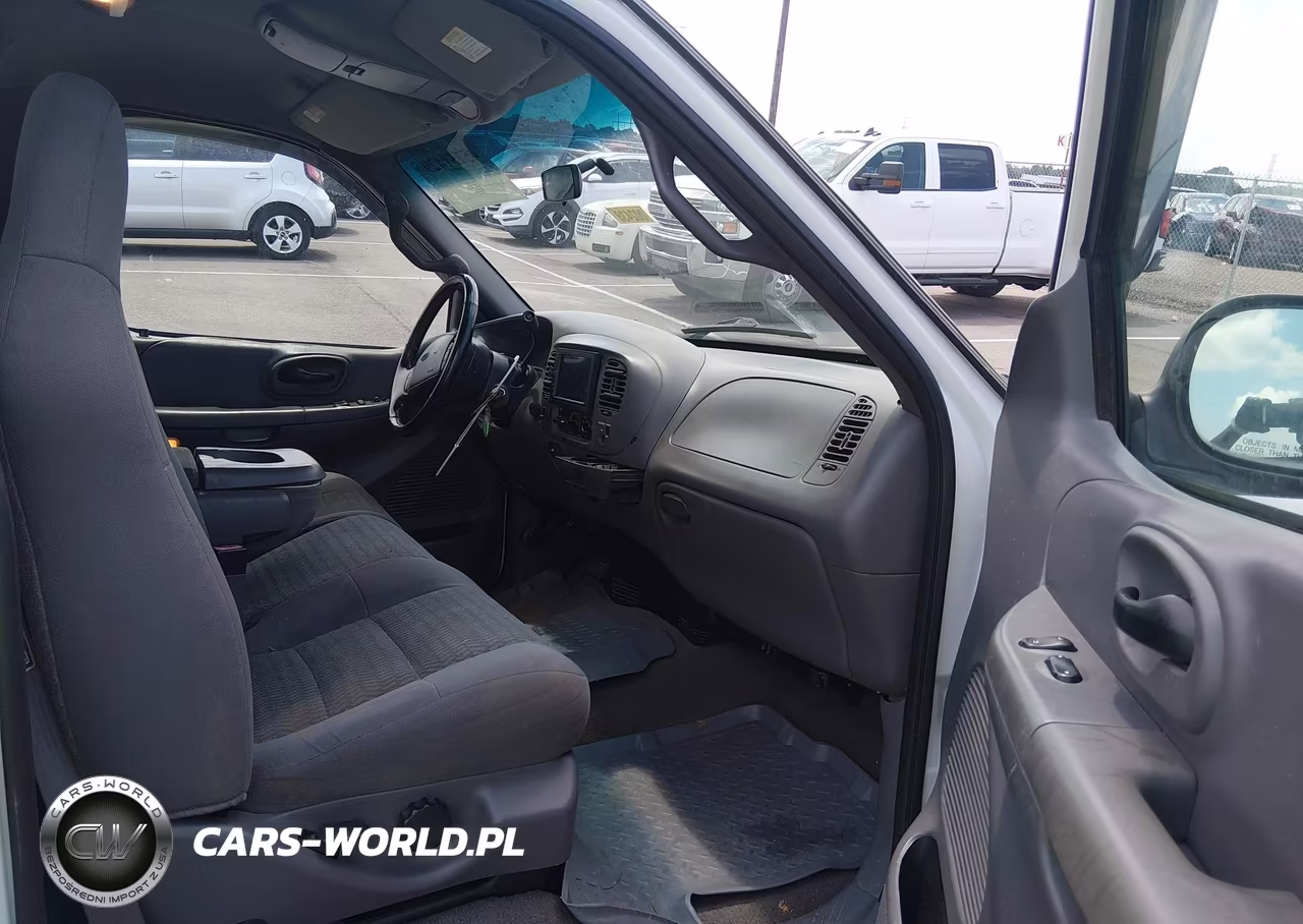 2002 Ford F-150 Xl-Xlt VIN:1FTRF17W52NA13323 - 5