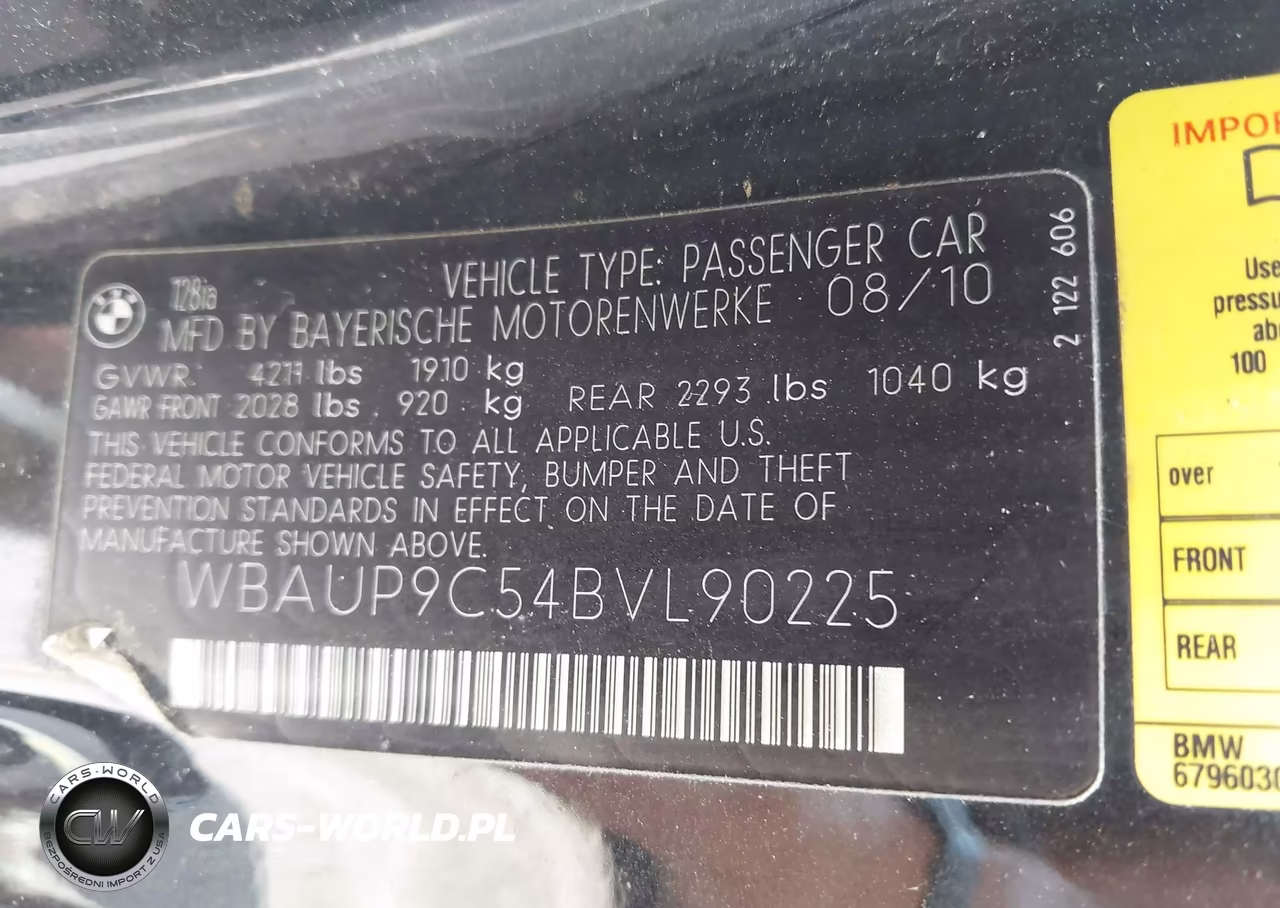 2011 BMW 128I VIN:WBAUP9C54BVL90225 - 9