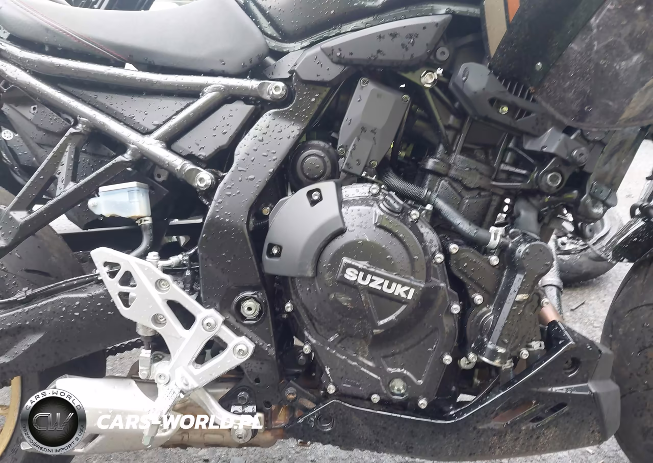 2026 Suzuki Gsx800 Tt VIN:JS1EM16B3T7100415 - 8