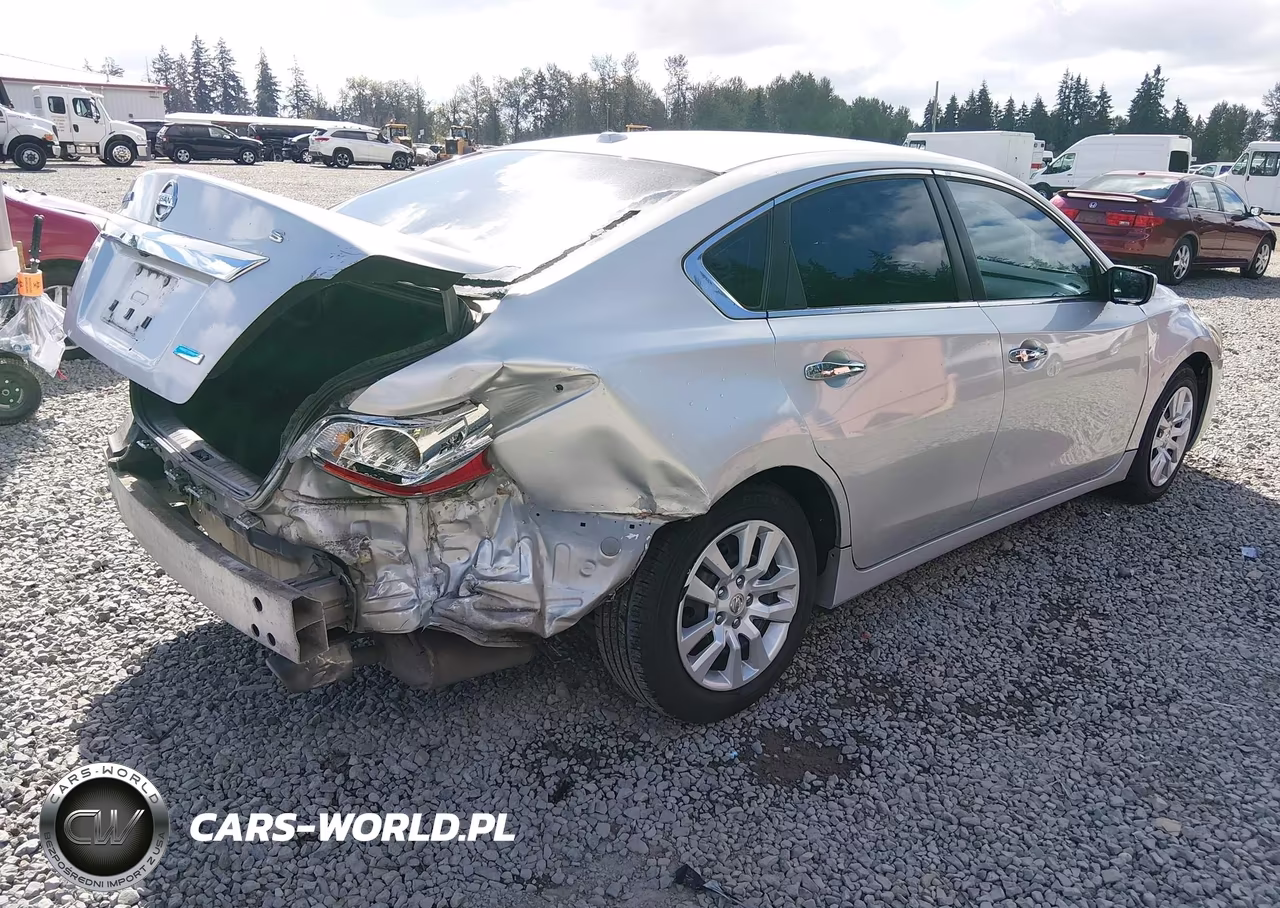 2014 Nissan Altima 2.5 S VIN:1N4AL3AP0EN230209 - 4