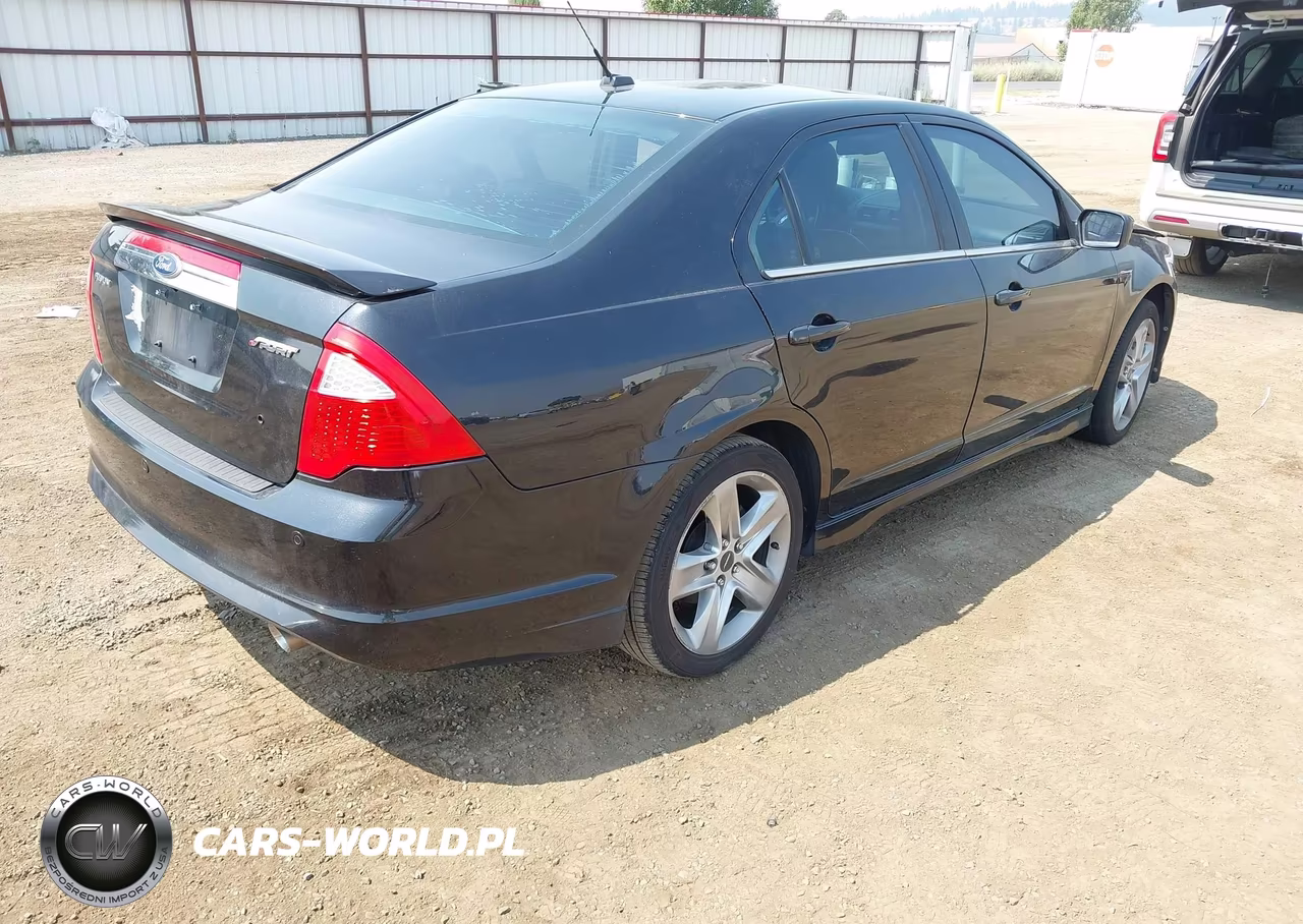 2010 Ford Fusion Sport VIN:3FAHP0KC4AR417375 - 4