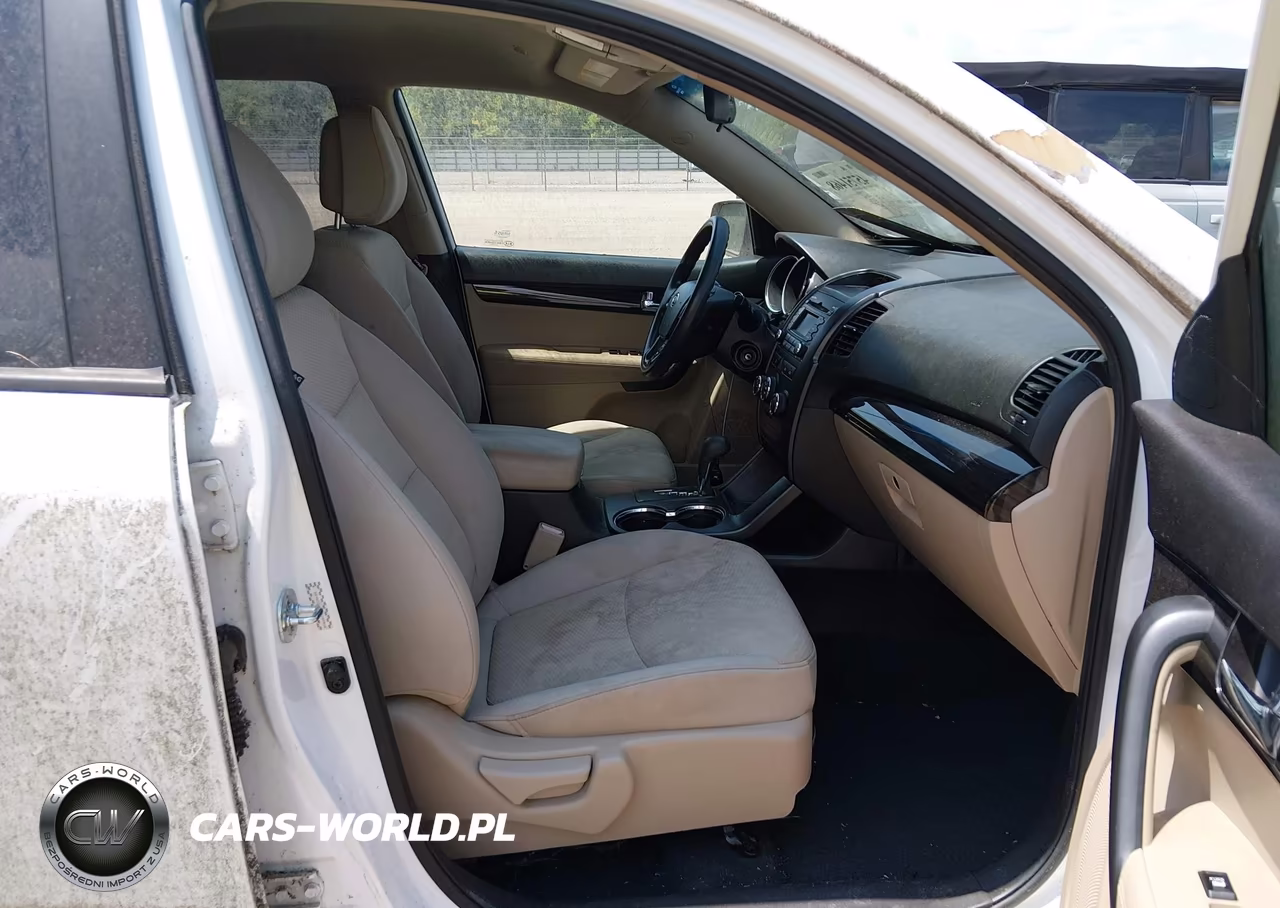 2011 Kia Sorento Lx VIN:5XYKT3A14BG109406 - 5