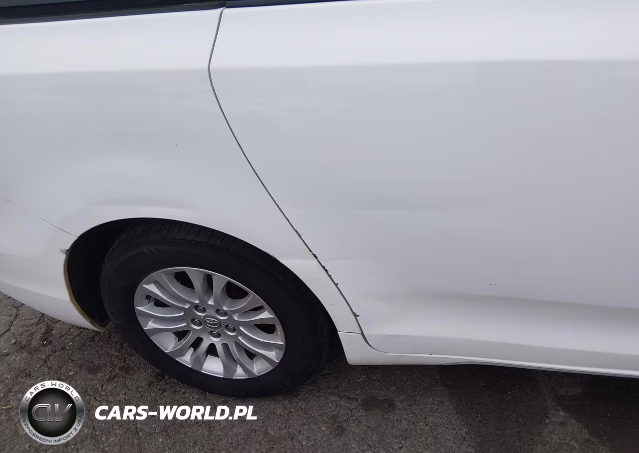 2012 Toyota Sienna Xle V6 8 Passenger VIN:5TDYK3DC8CS187198 - 17