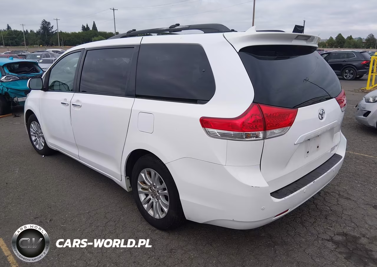 2012 Toyota Sienna Xle V6 8 Passenger VIN:5TDYK3DC8CS187198 - 3