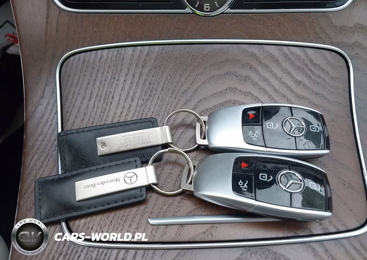 2020 Mercedes-Benz E 350 4Matic VIN:WDDZF8EB3LA729192 - 11