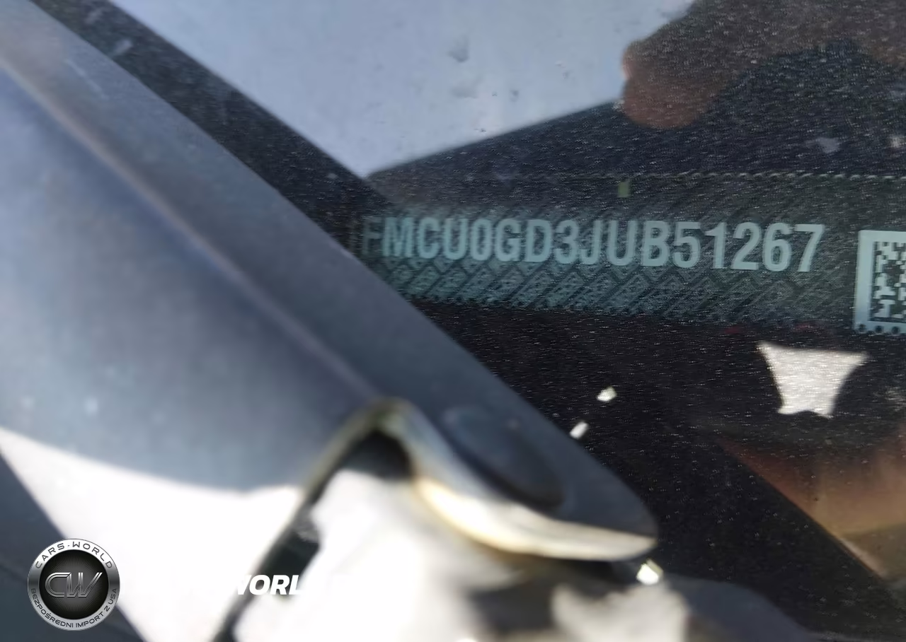 2018 Ford Escape Se VIN:1FMCU0GD3JUB51267 - 17