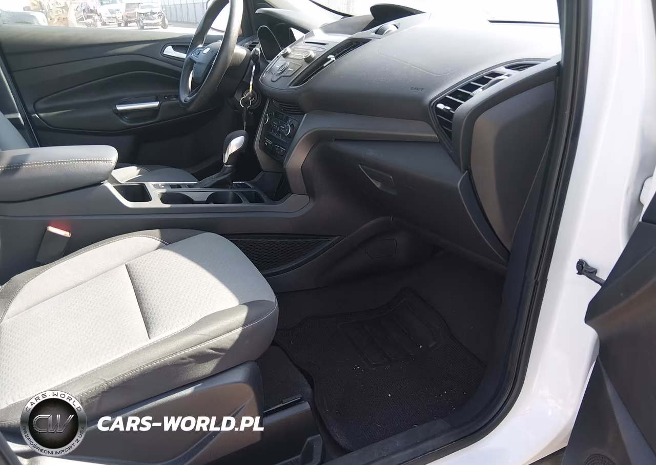 2018 Ford Escape Se VIN:1FMCU0GD3JUB51267 - 5