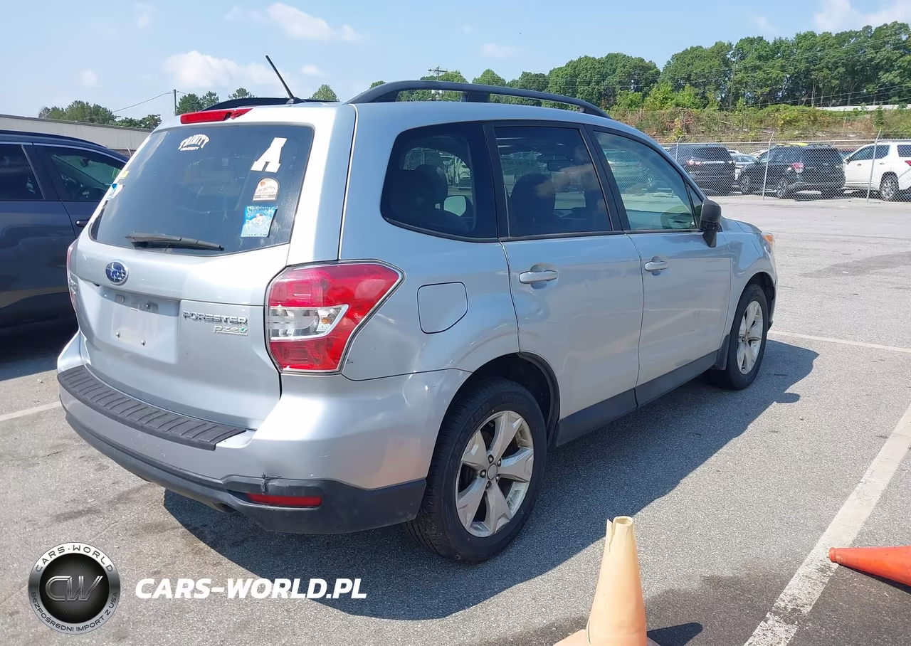 2015 Subaru Forester 2.5I Premium VIN:JF2SJADC6FH826136 - 4