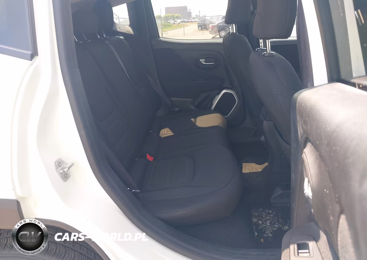 2019 Jeep Renegade Latitude 4X4 VIN:ZACNJBBB7KPK07945 - 8